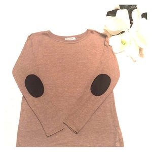 Zara Tops - Zara Trafaluc t-shirt Zara Tops - Zara Trafaluc t-shirt